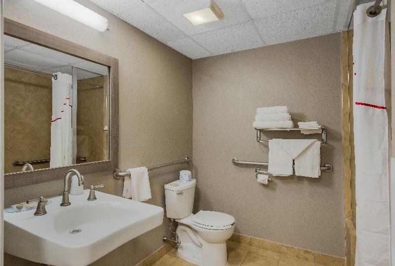 Red Roof Inn & Suites Vineland - Buena image