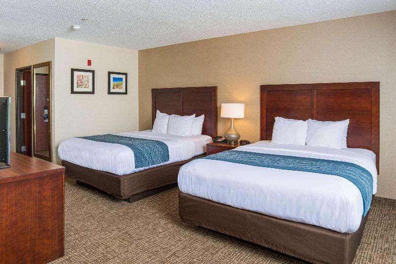 Comfort Inn Naugatuck-Shelton, Ct image