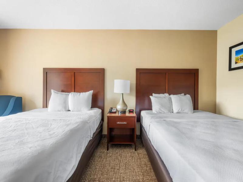 Comfort Inn Naugatuck-Shelton, Ct image