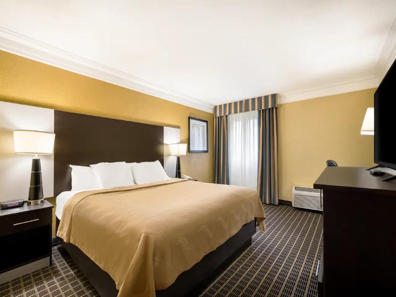 Quality Inn & Suites Fairgrounds image