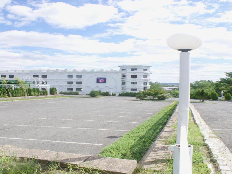 Raritan Hotel image