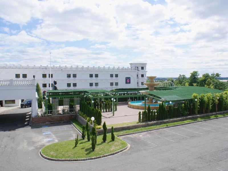 Raritan Hotel image