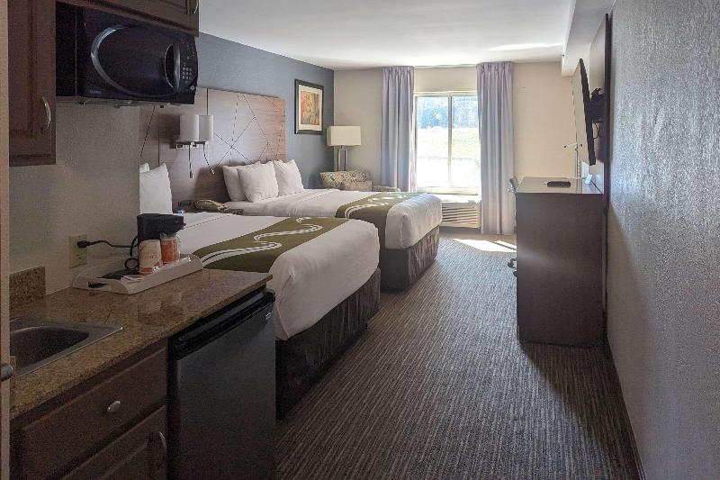 Quality Inn & Suites Northampton- Amherst image