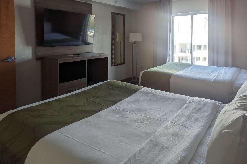 Quality Inn & Suites Northampton- Amherst image