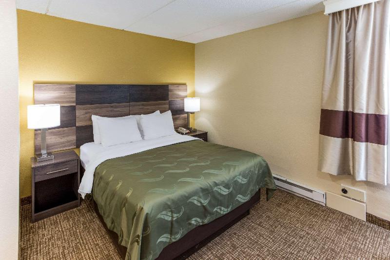 Quality Inn & Suites Plattsburgh Area image