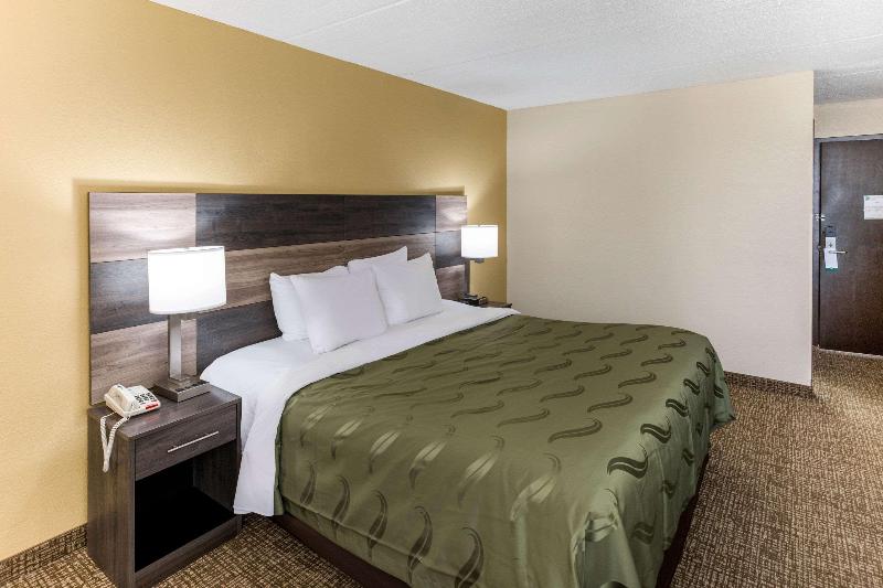 Quality Inn & Suites Plattsburgh Area image