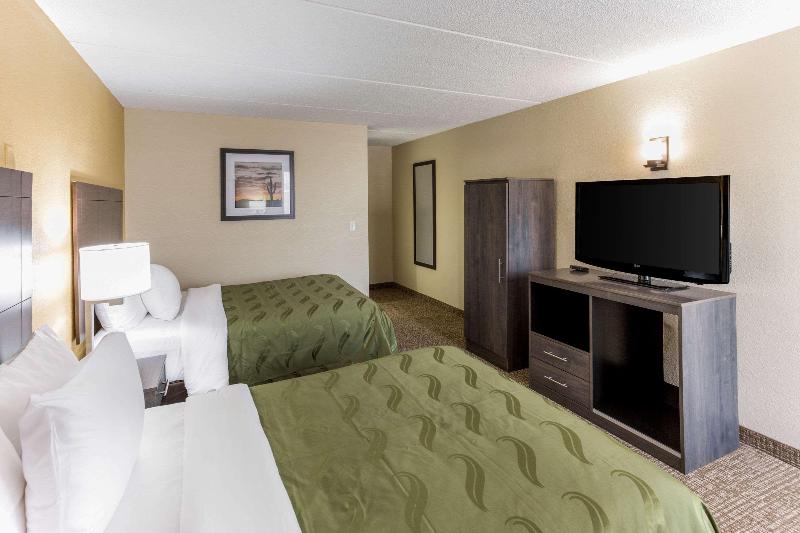 Quality Inn & Suites Plattsburgh Area image