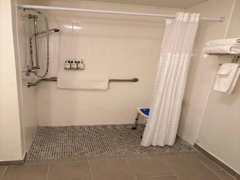 Garner Hotel Mahwah by IHG image