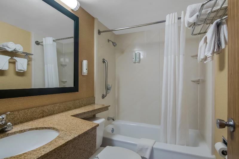 Quality Inn Westfield image