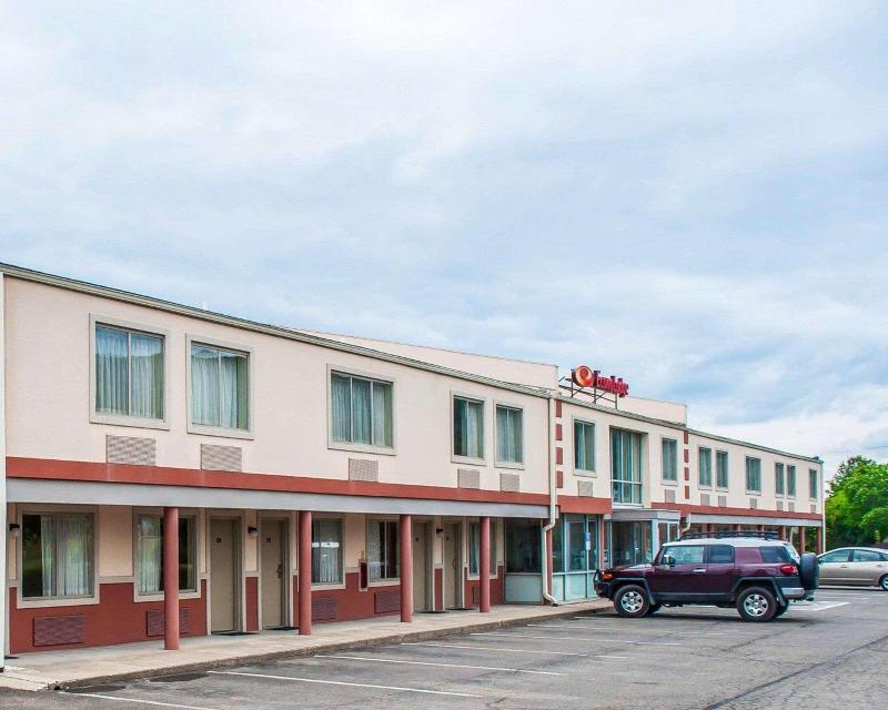 Econo Lodge Elmira-Corning image