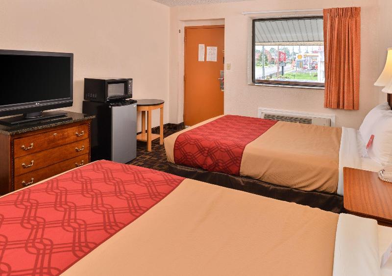 Econo Lodge Bellmawr Area image