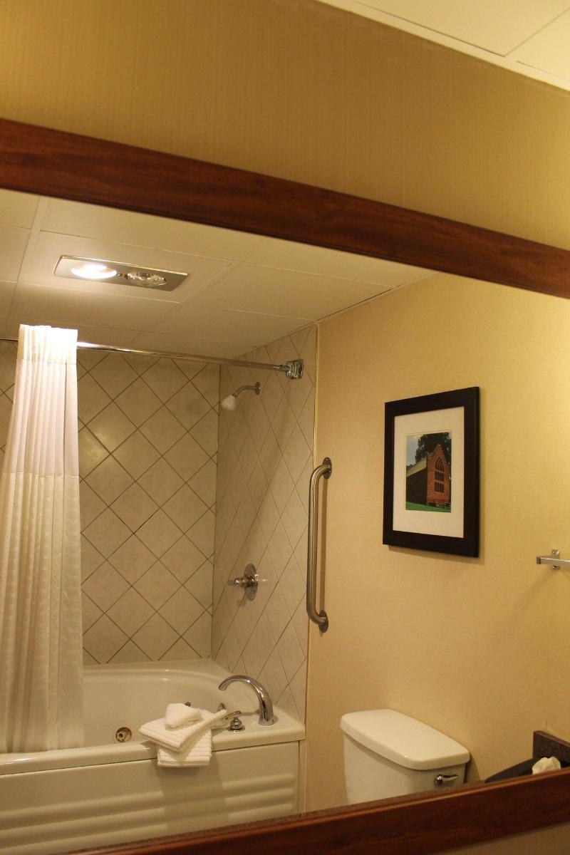 Clarion Pointe Jamestown image