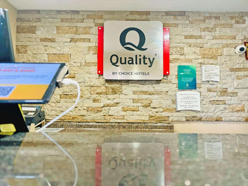 Quality Inn Raynham - Taunton image