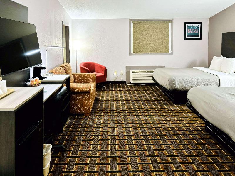 Quality Inn Raynham - Taunton image