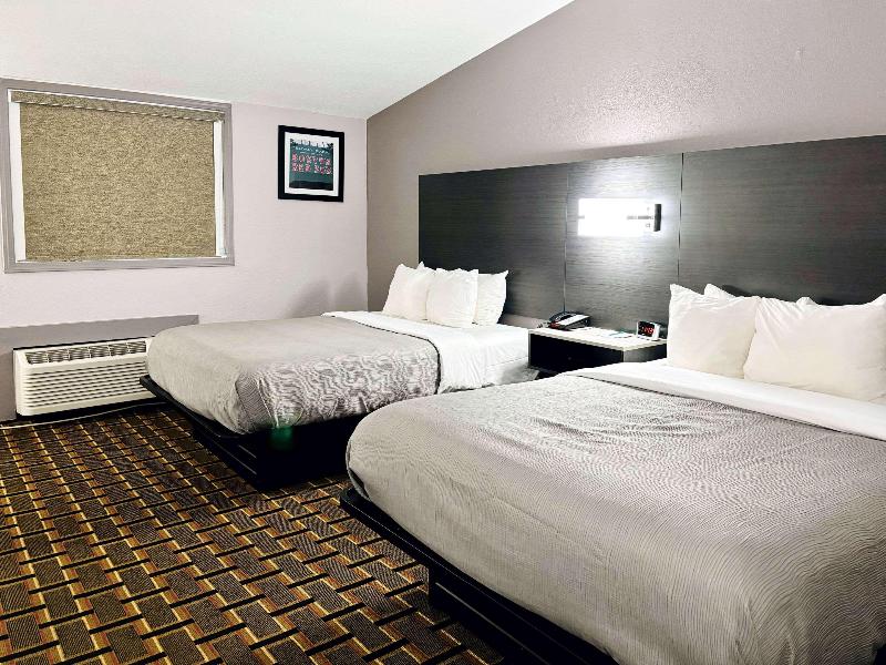 Quality Inn Raynham - Taunton image
