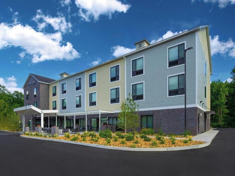 TownePlace Suites by Marriott Hadley Amherst image