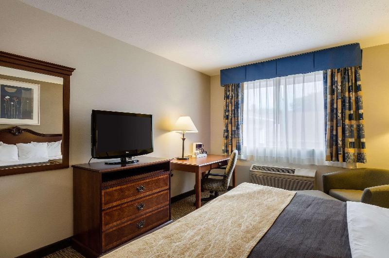 Rodeway Inn Hadley - Amherst image