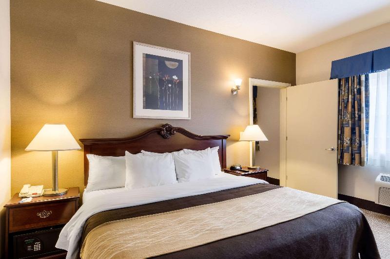 Rodeway Inn Hadley - Amherst image