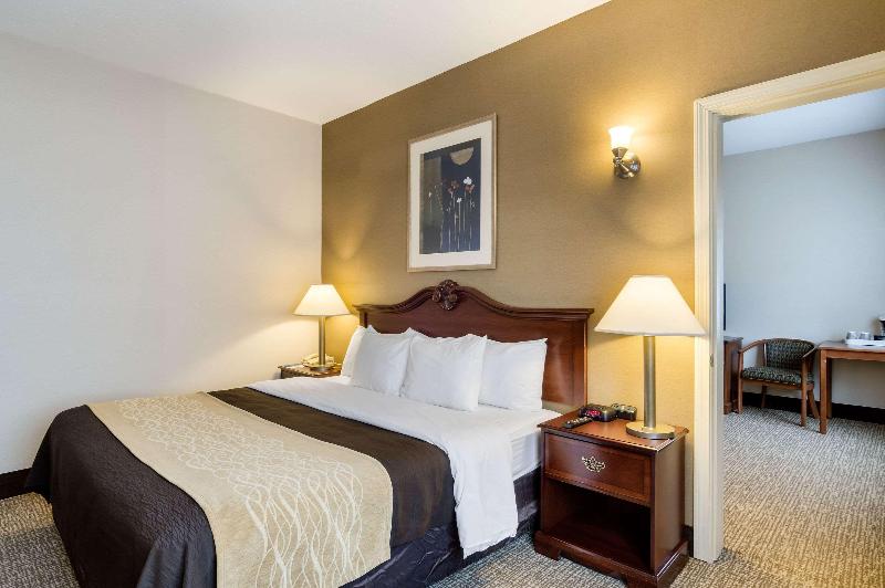 Rodeway Inn Hadley - Amherst image