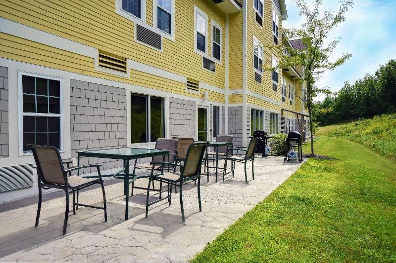 Comfort Inn & Suites Wilton Area image