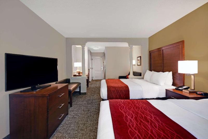 Comfort Inn & Suites Wilton Area image