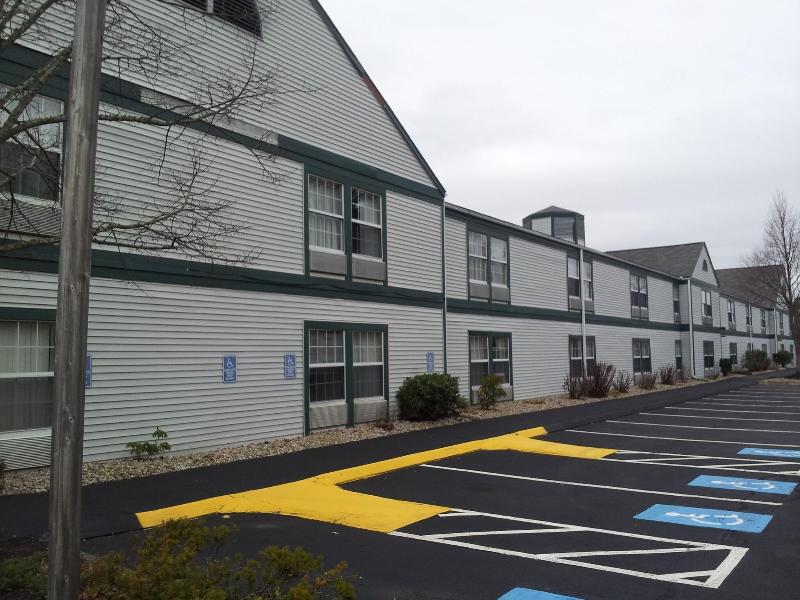 Baymont By Wyndham North Dartmouth image
