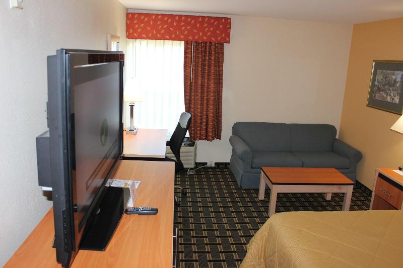 Baymont By Wyndham North Dartmouth image