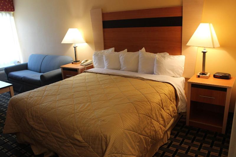 Baymont By Wyndham North Dartmouth image