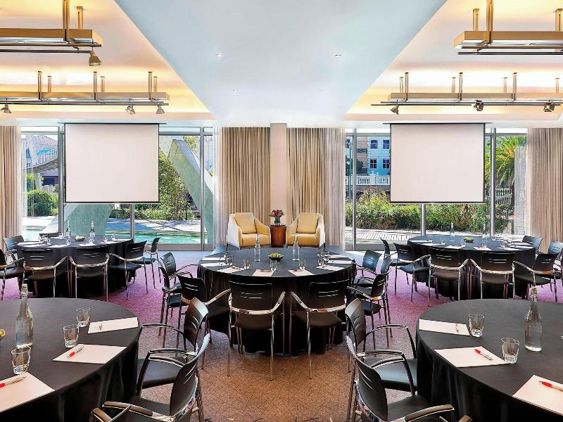 Cape Town Marriott Hotel Crystal Towers image