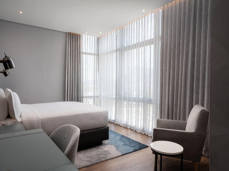 Cape Town Marriott Hotel Crystal Towers image
