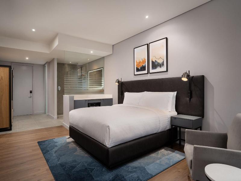 Cape Town Marriott Hotel Crystal Towers image