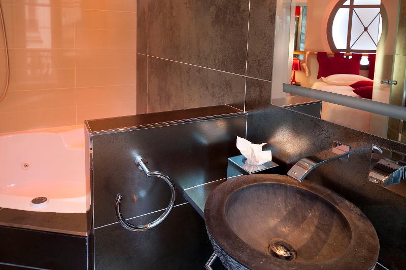 Secret de Paris – Hotel & Spa image