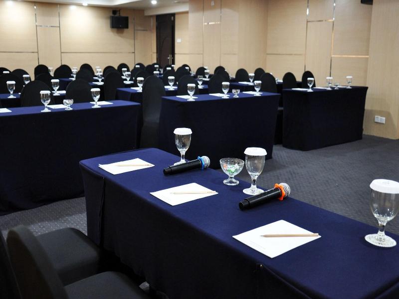 Beverly Hotel Batam image
