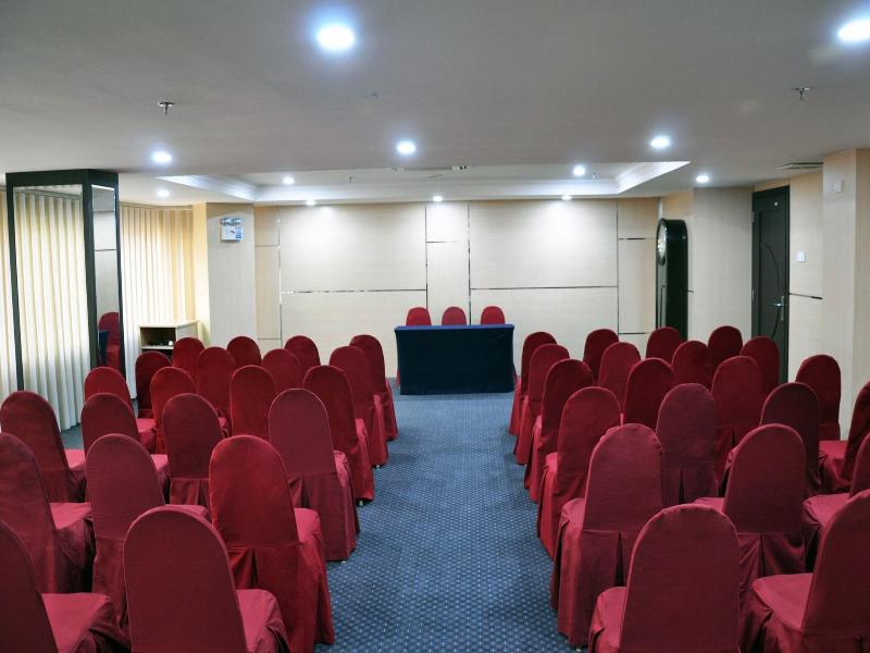 Beverly Hotel Batam image
