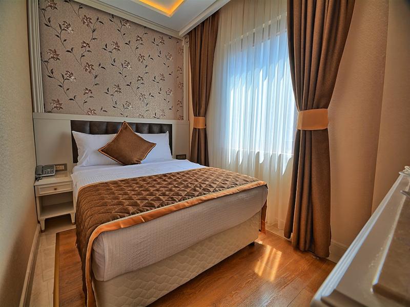 SAMİR HOTEL DELUXE image