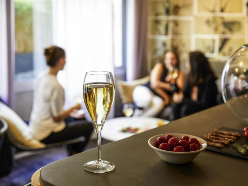 Relais de Lyon by Malone image