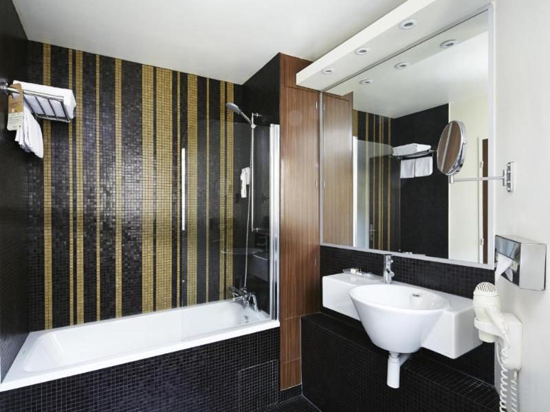 Relais de Lyon by Malone image