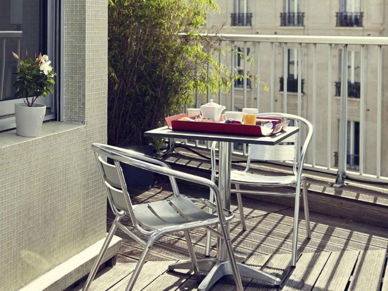 Relais de Lyon by Malone image