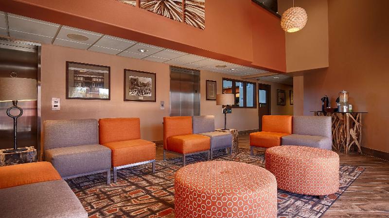 Holiday Inn Express & Suites Phoenix - Tempe, an IHG Hotel