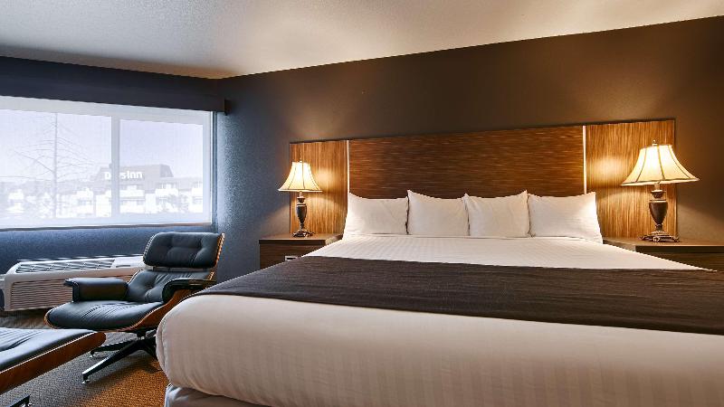 Hotel Inn at the Meadows image