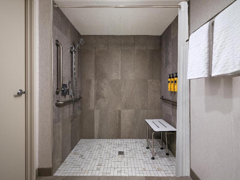 Best Western Plus Abbey Inn image