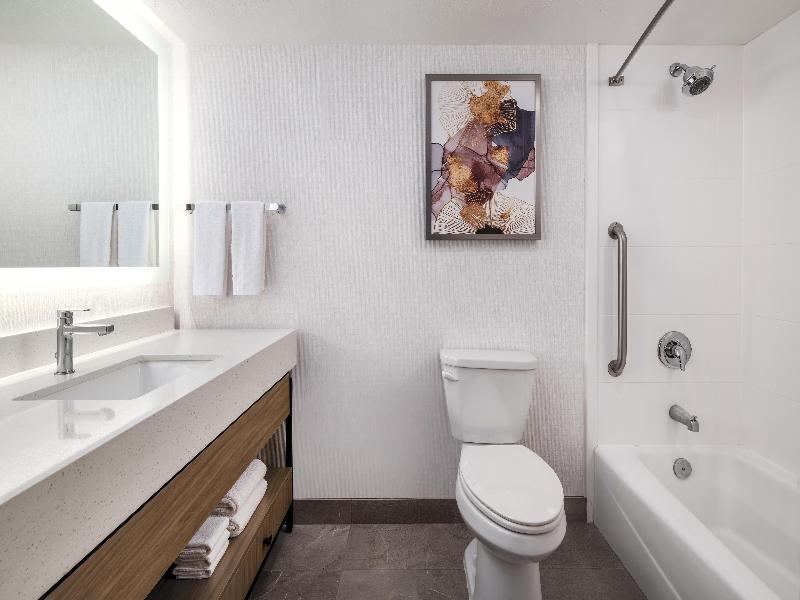 Best Western Plus Abbey Inn image
