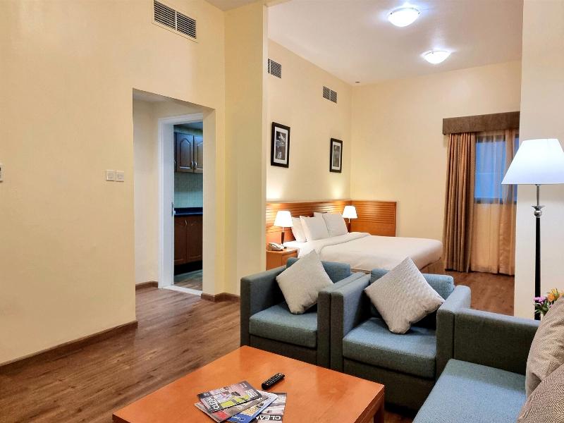 Ramada Hotel & Suite Ajman image