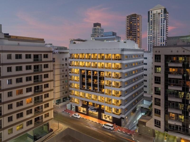 Savoy Crest Hotel Apartments image