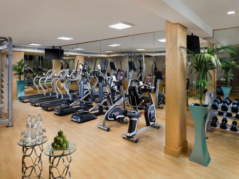 Savoy Crest Hotel Apartments image