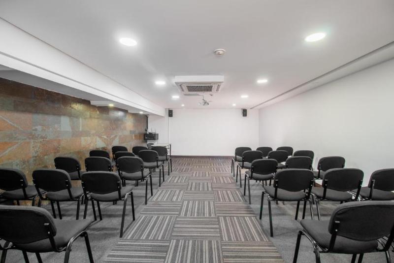 Best Western Plus Hotel San Diego image