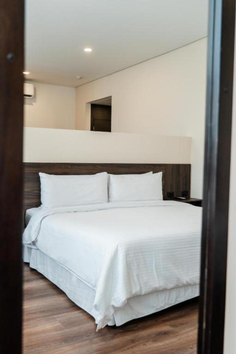Best Western Plus Hotel San Diego image