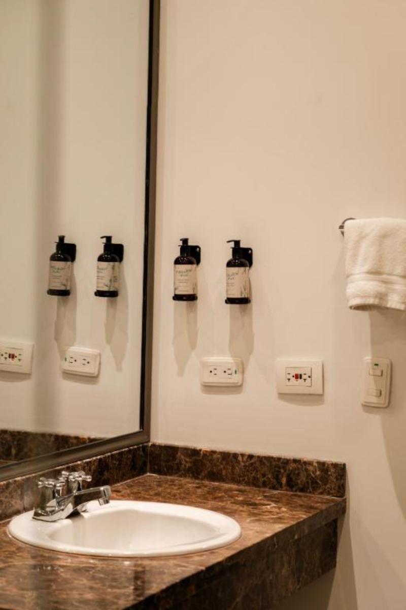 Best Western Plus Hotel San Diego image