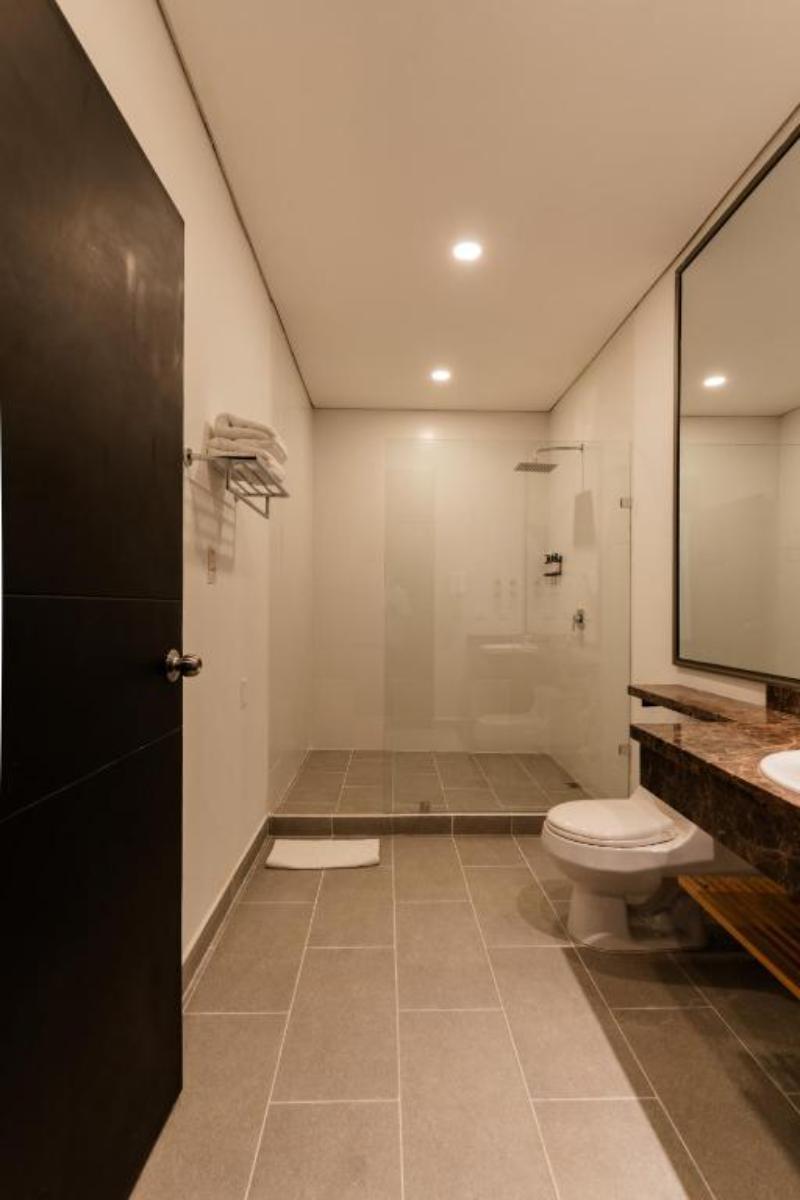 Best Western Plus Hotel San Diego image