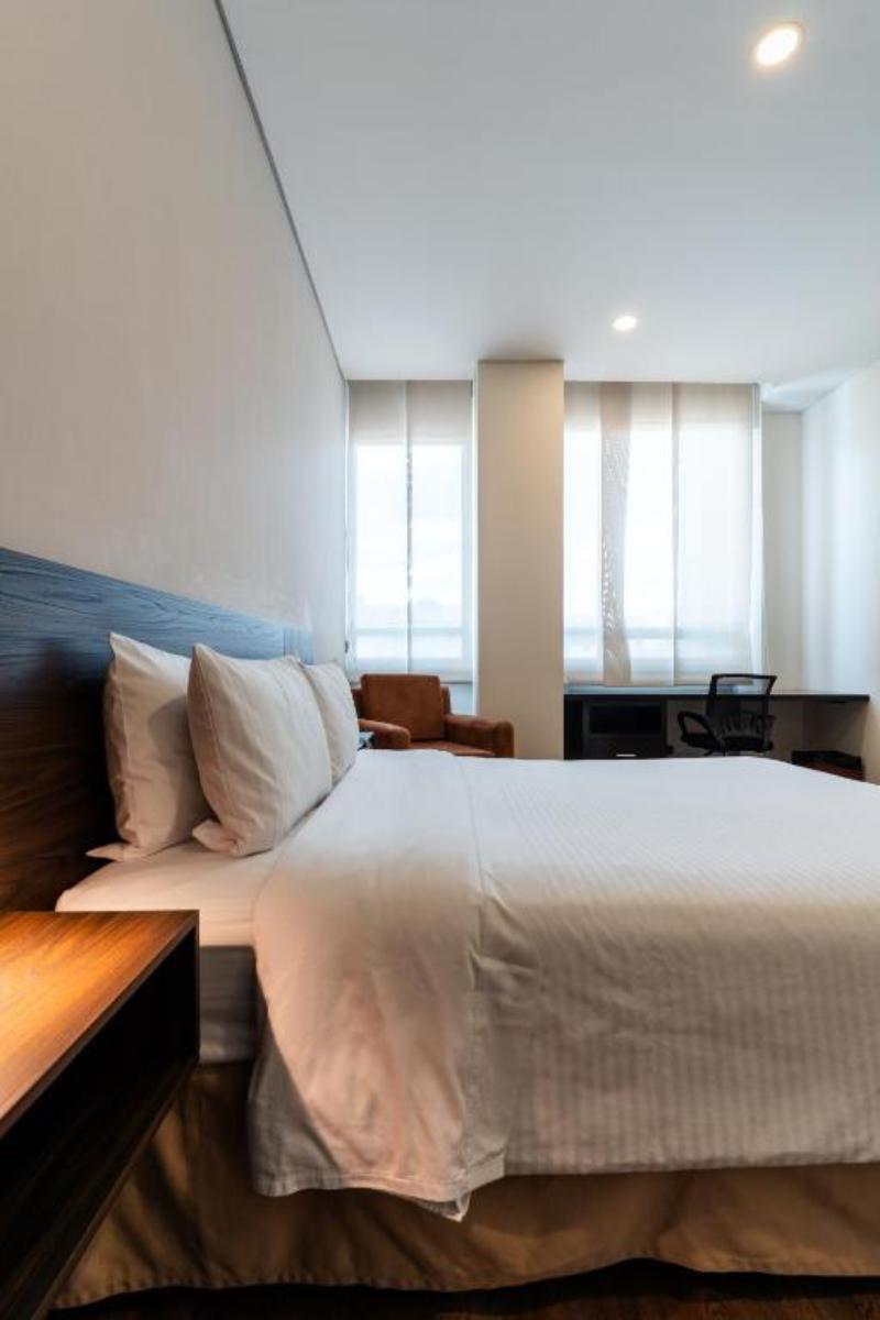 Best Western Plus Hotel San Diego image